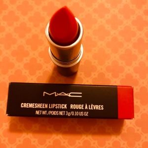 Mac cremesheen lipstick